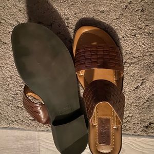 Duck head Sandals